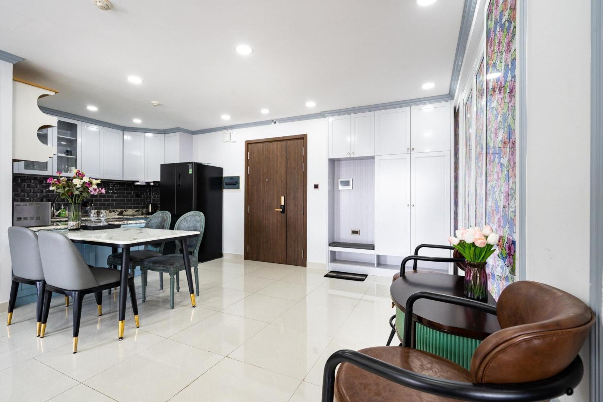Lyn'S Home-River Gate- Pool- Gym-Pick Up Ho Chi Minh-staden Exteriör bild