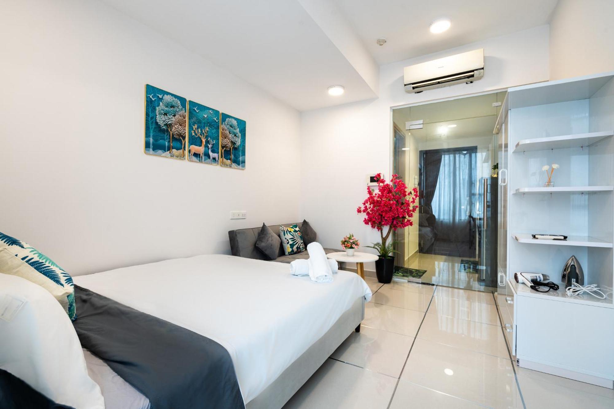 Lyn'S Home-River Gate- Pool- Gym-Pick Up Ho Chi Minh-staden Exteriör bild