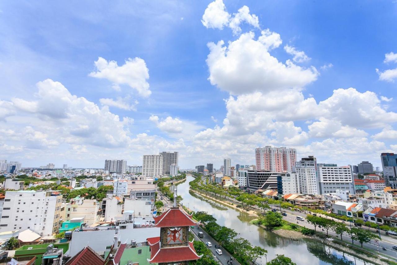Lyn'S Home-River Gate- Pool- Gym-Pick Up Ho Chi Minh-staden Exteriör bild